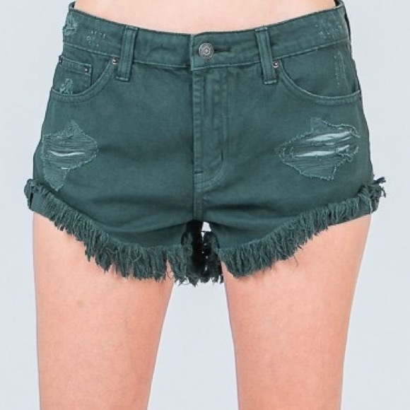🆕Emerald Frayed Shorts - Picture 7 of 7
